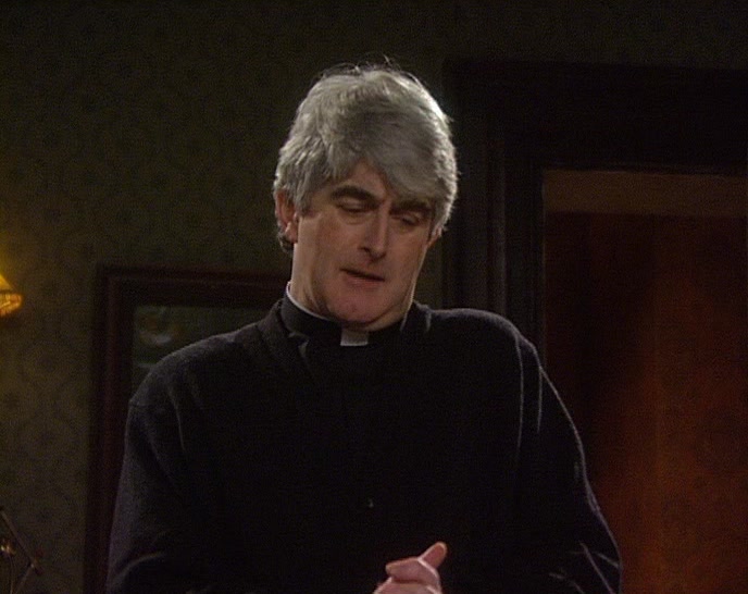 ERM... I'D LIKE YOU TO... KEEP AN EYE ON THE CORNER FLAGS, 