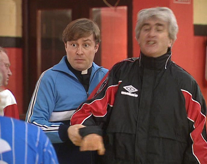 TURN AROUND! CONCENTRATE ON THE GAME!  