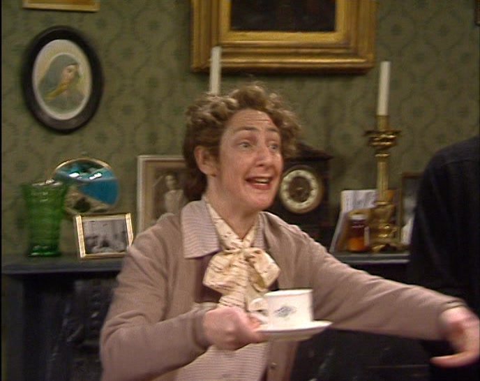- WOULD YOU LIKE A CUP OF TEA? - NO, WE'D RATHER DIE OF THIRST. 