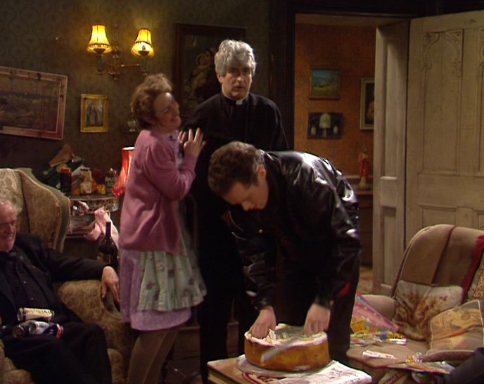 - OH, MY GOD. - WHAT'S HAPPENING? I'M SCARED. 