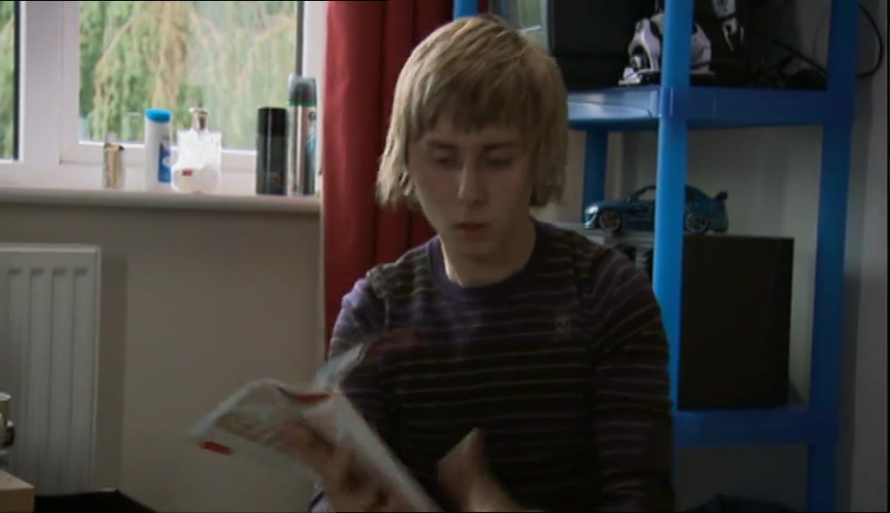 - JAY, I'VE GOT YOUR DINNER. - DON'T COME IN! DON'T COME IN! 