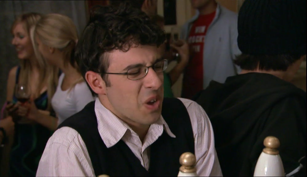 - I'LL JUST TAKE THE FOUR PINTS THEN. - I'LL JUST SEE YOUR ID THEN. 