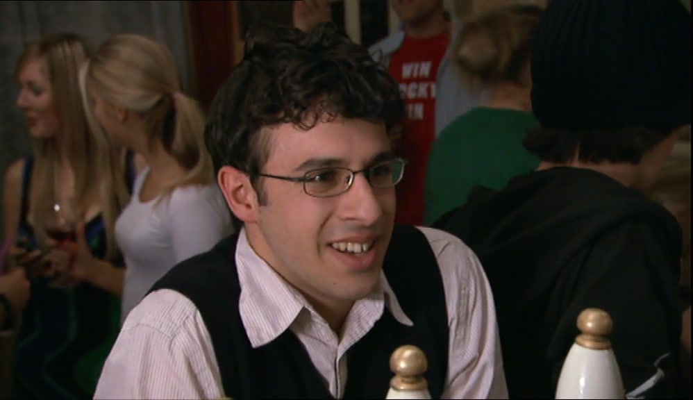 - I'LL JUST TAKE THE FOUR PINTS THEN. - I'LL JUST SEE YOUR ID THEN. 
