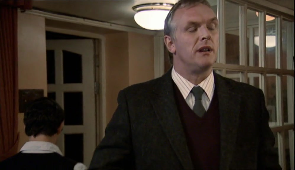 PINT OF LAGER, PLEASE, IAN.  