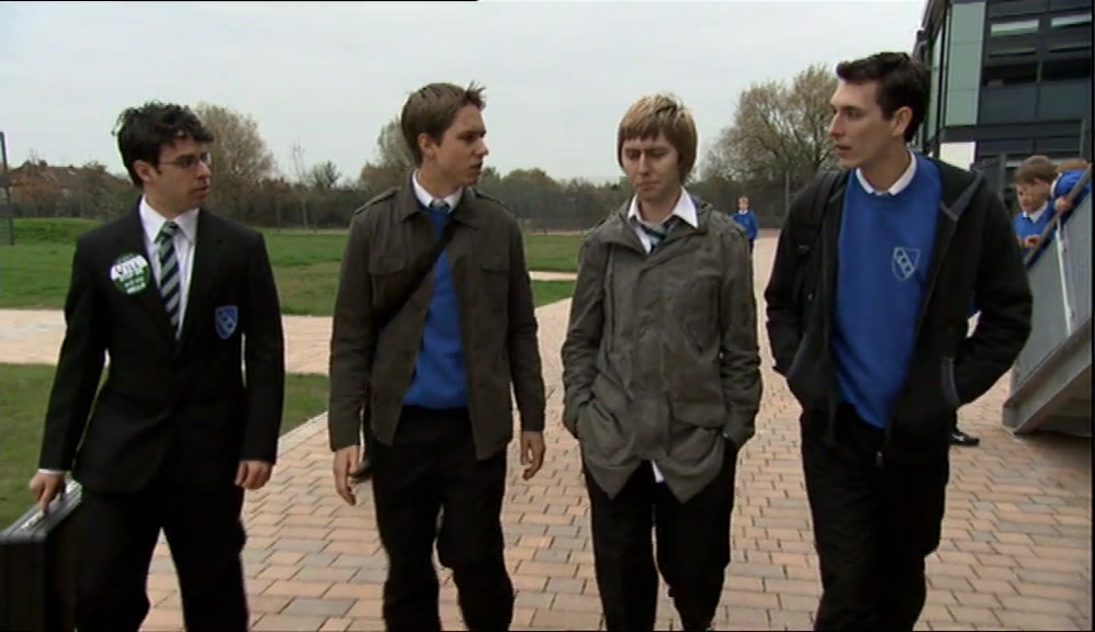 - SHE'D BE RIGHT. - SHE MIGHT NOT GET SERVED. 