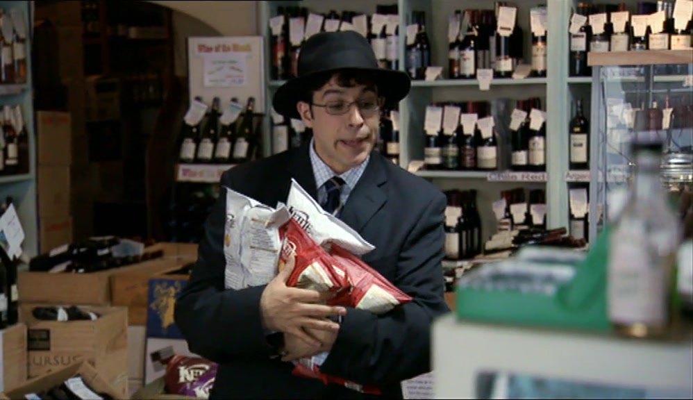 YES, I AM A MAN WHO HAS RECENTLY BOUGHT A HOUSE 