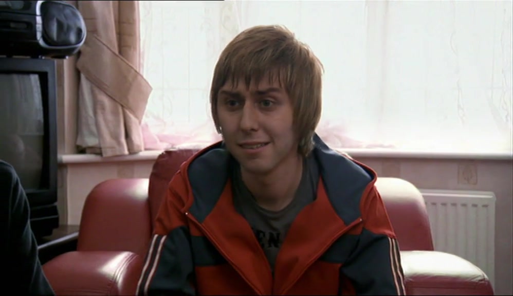 - I DON'T BROWN-NOSE ANYONE! - YOU DO A BIT. 