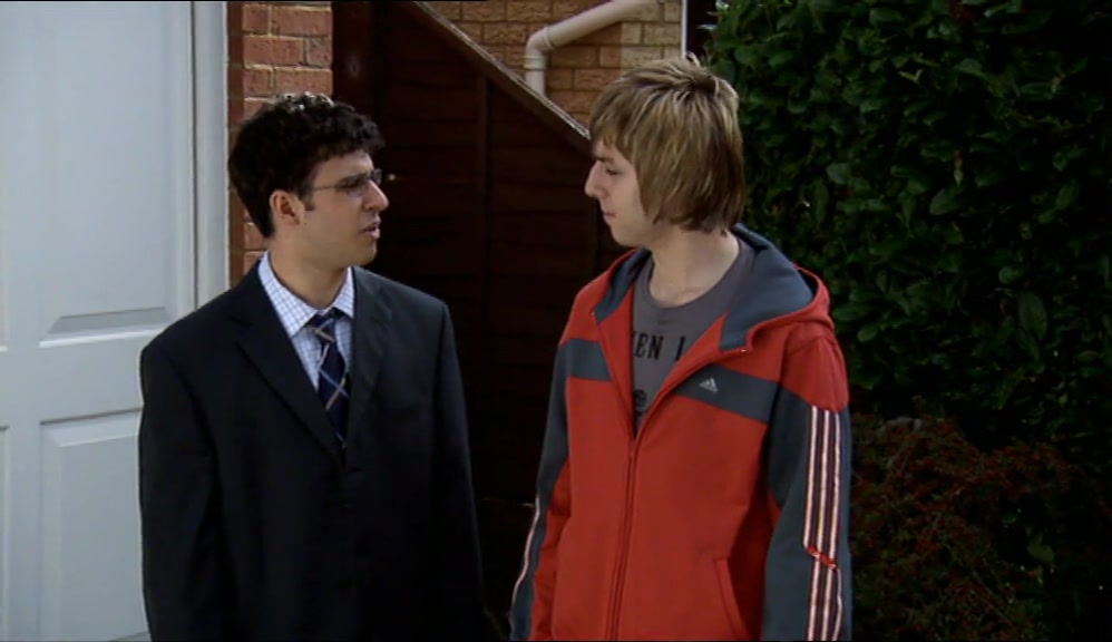 - I THINK PETE DOHERTY IS ON HEROIN. - I'M NOT SURE I SHOULD DO HEROIN! 