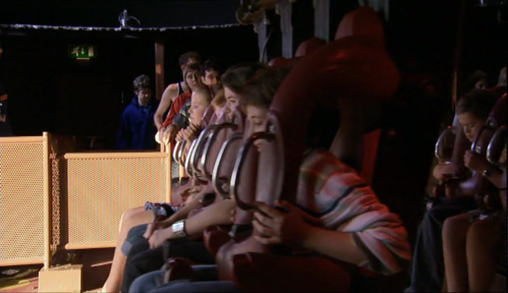 YOU KNOW THIS IS ONE OF THE ONLY TWO VERSIONS OF THIS ROLLER COASTER 