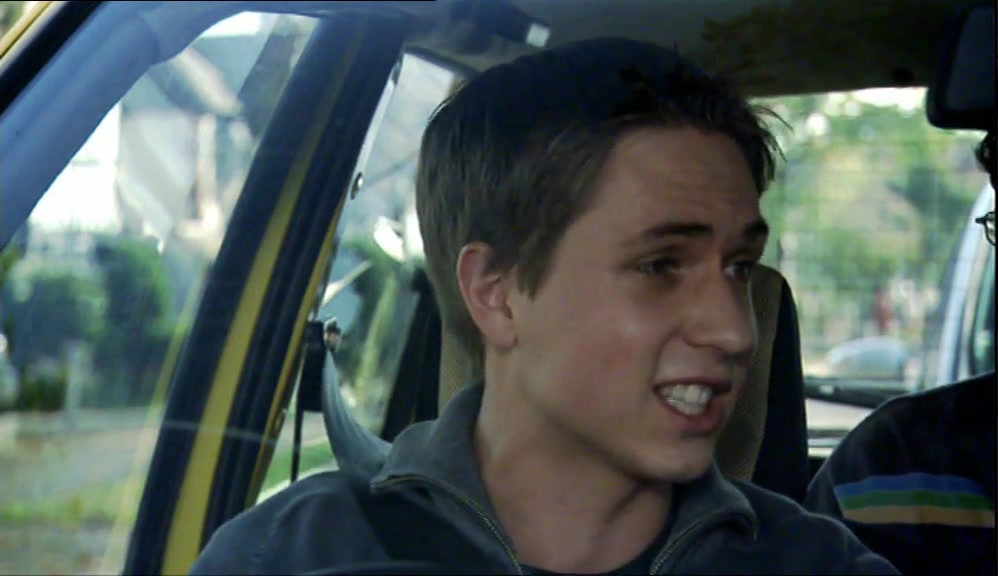 I'VE JUST PASSED MY TEST AND I'M NOT GONNA CRASH 