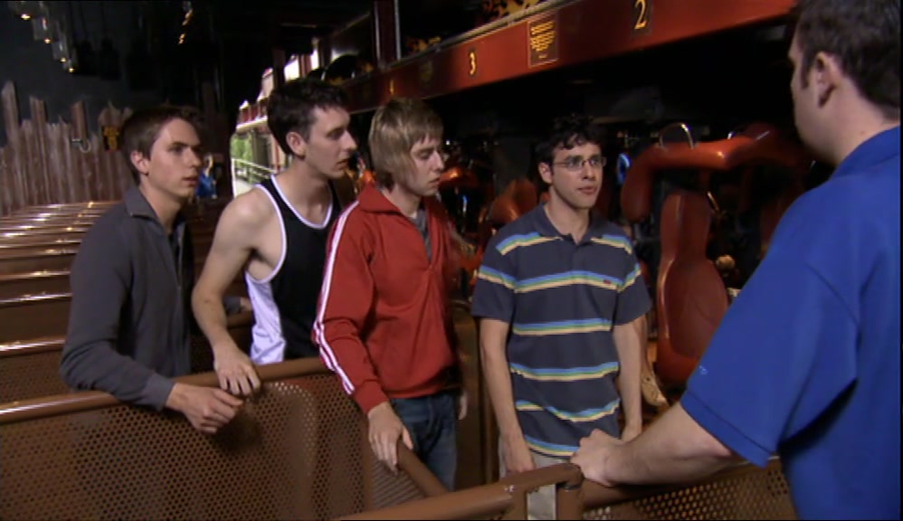 THERE'S THREE PEOPLE ON THE FRONT SO THERE'S A SPARE SEAT THERE. 
