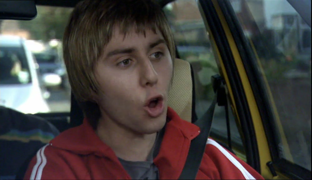 UP AHEAD, A CAR FULL OF MUFF! PULL ALONGSIDE 'EM, SI. 