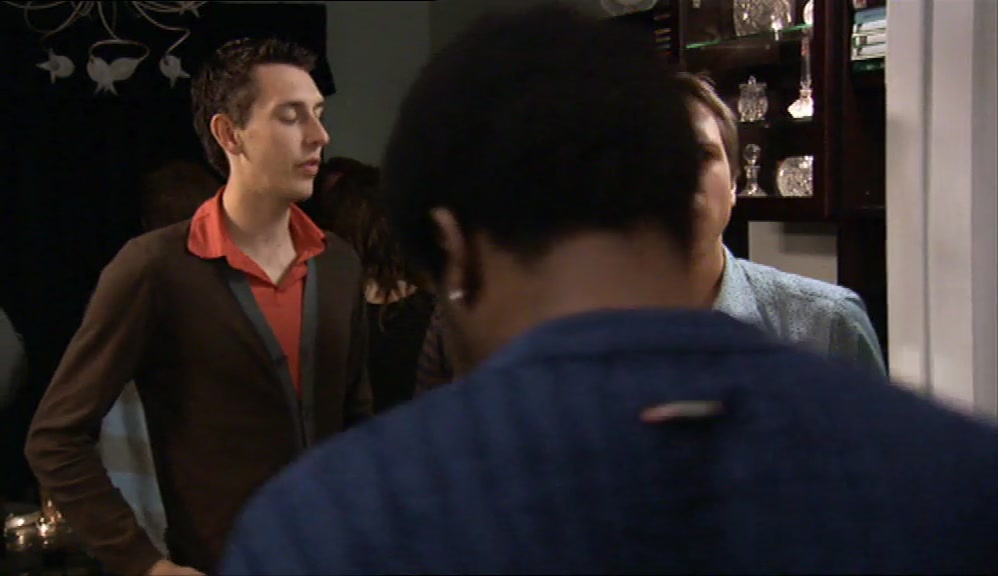 - I'VE GOT A SURE THING LINED UP. - A MIDWEEK WANK? 