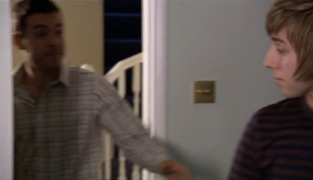 - JAY, I'M OFF, MATE. SEE YOU SOON. - ALL RIGHT THEN, MATE. 