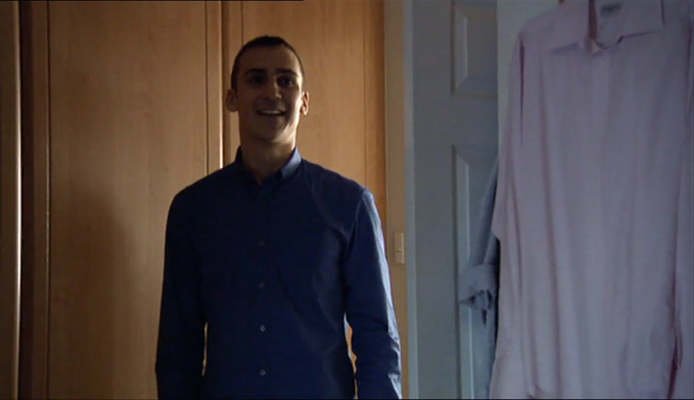 - THE LOO'S ON THE LEFT. - THANK YOU VERY MUCH. 