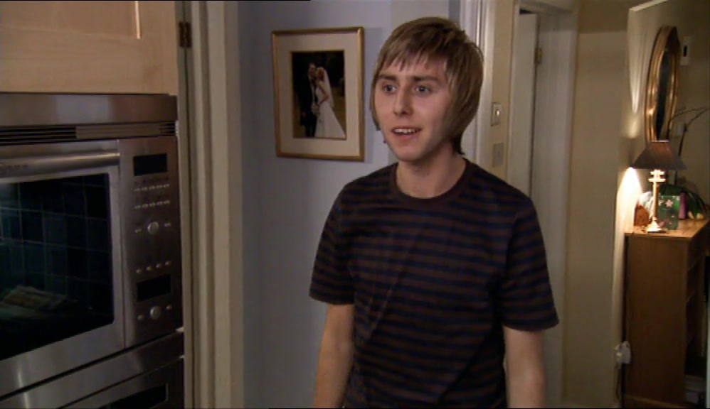 - EVERYBODY KNOWS I'M FUNNIER. - EVEN YOU'D SAY SO, WOULDN'T YOU? 