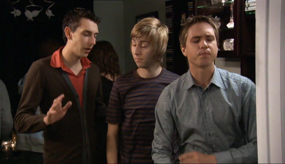 - I'VE GOT A SURE THING LINED UP. - A MIDWEEK WANK? 