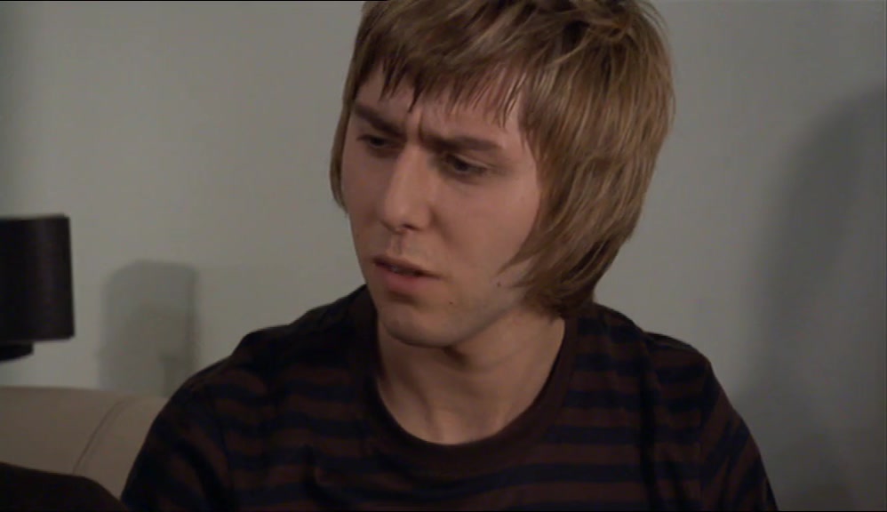 - IS IT DONOVAN? - I CAN'T THINK. 