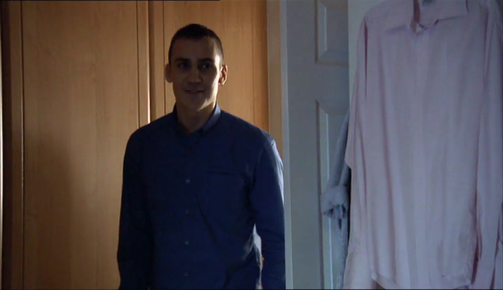 - THE LOO'S ON THE LEFT. - THANK YOU VERY MUCH. 