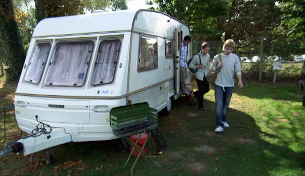 - SEE YOU SOON, MR CARTWRIGHT. - CHEERS, LADS. 