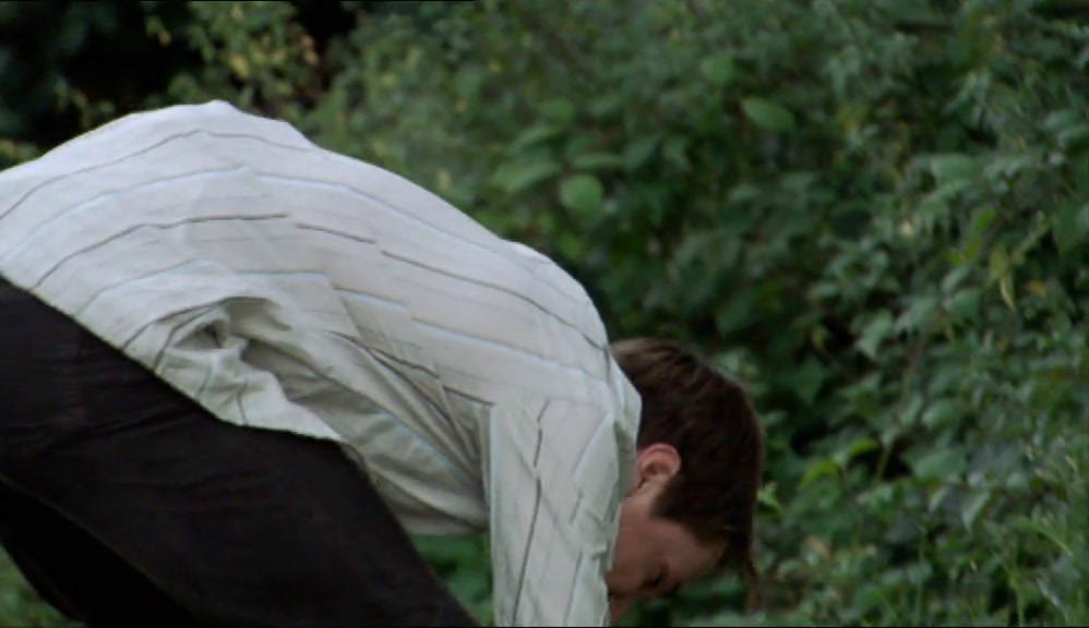 - BLOODY HELL! - DISGUSTING. 