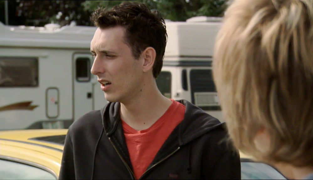 - MY DAD'S NOT BENT. - YEAH, YOU WOULD SAY THAT, THOUGH. 