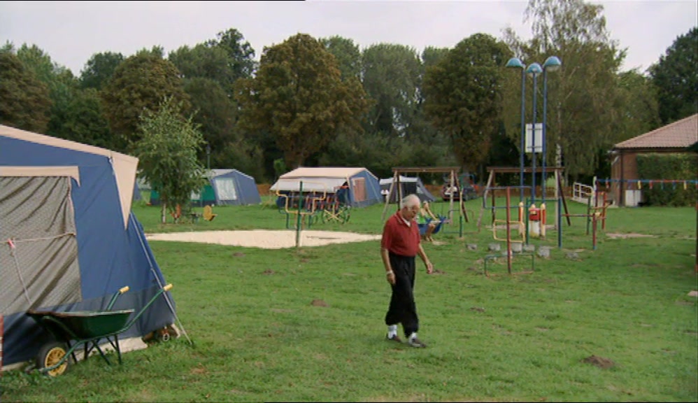 THAT OLD MAN OVER THERE? HAS HE HAD A GO ON HER? 