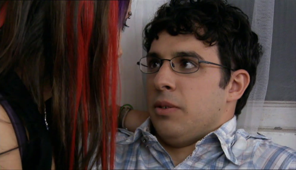 - CAN YOU HANDLE THAT? - I THINK SO. 
