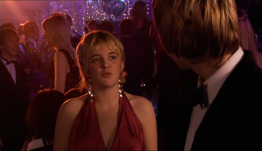 I COULD PROBABLY GET YOU A REGULAR SPOT. YOU LOOK LIKE YOU'RE REALLY INTO IT. 