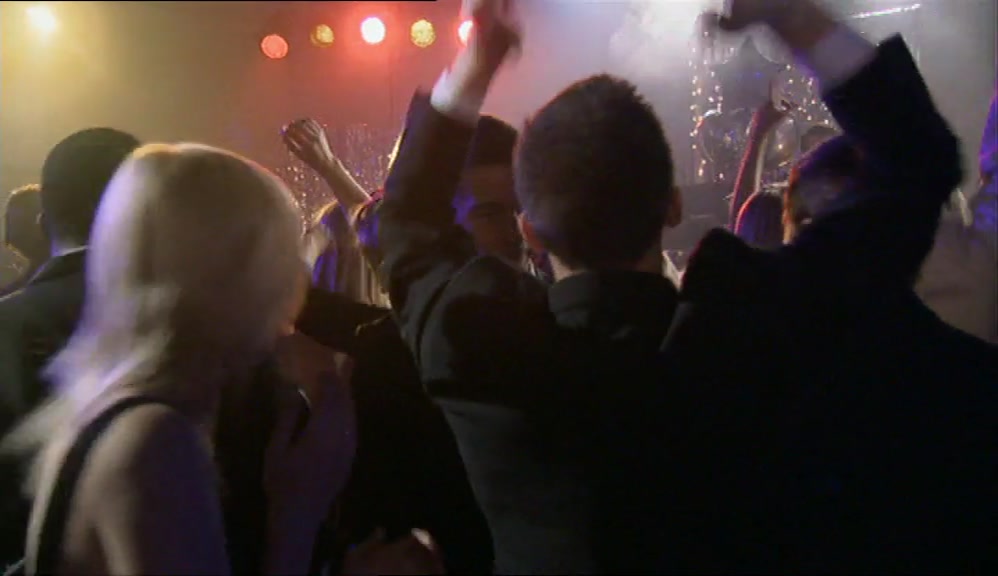 IT ACTUALLY LOOKED LIKE PEOPLE WERE ENJOYING THE PARTY. 