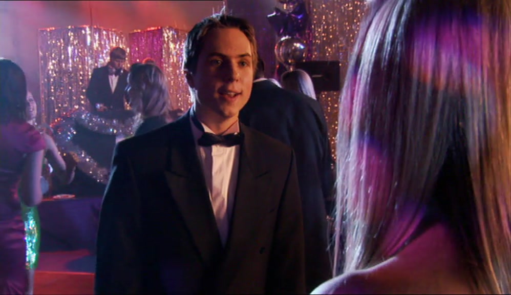 - OUT OF EACH OTHER'S BUM CRACKS. - RIGHT. THAT'S A BIT WEIRD, ISN'T IT? 