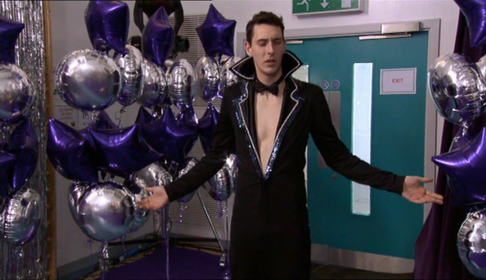 - IT'S LIKE AN ACORN! - HAVE YOU GONE MENTAL? 