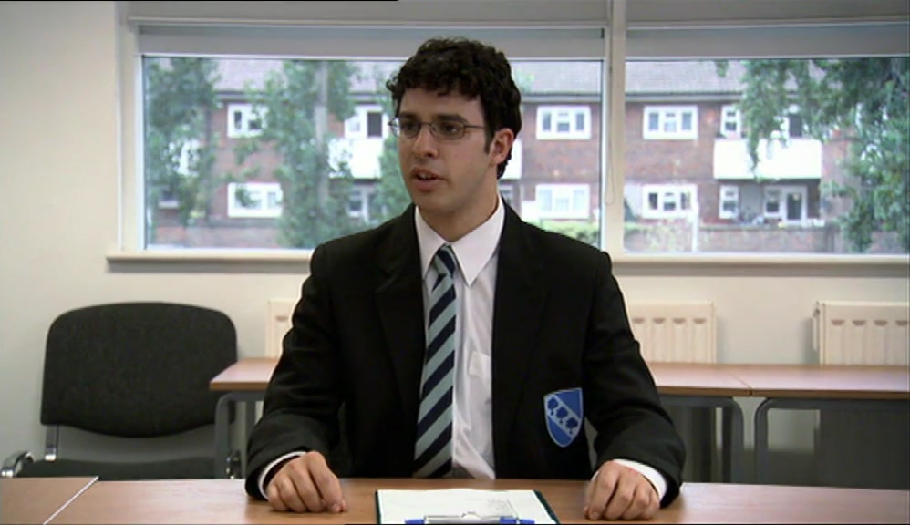 - AND IT WAS SHIT. - I FINGERED A BIRD. 