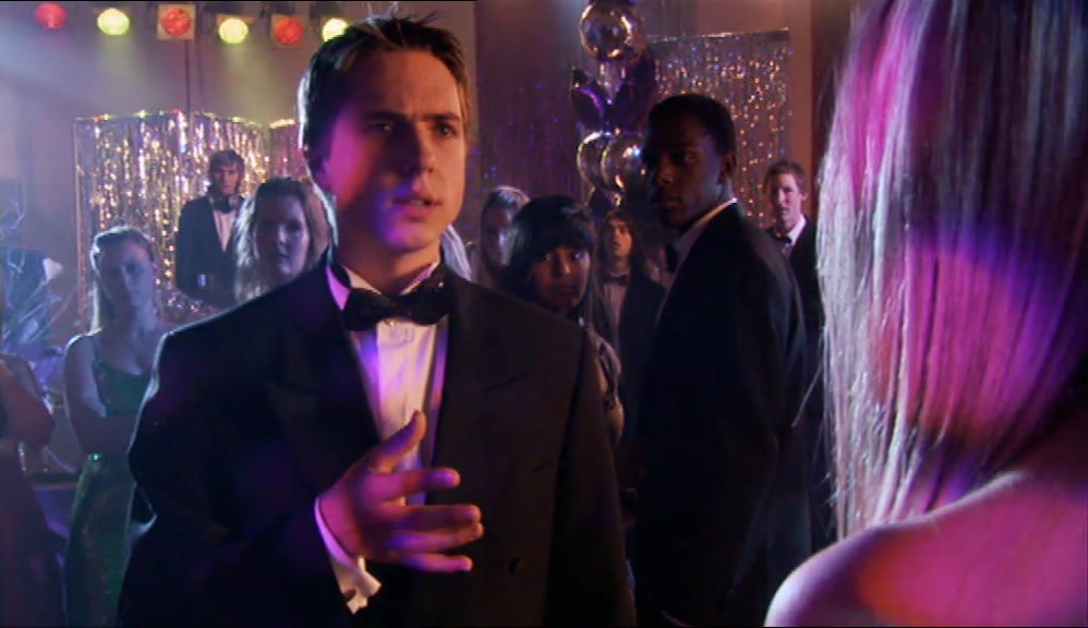 - NO. NO, IT'S NOTHING. - NOTHING. 