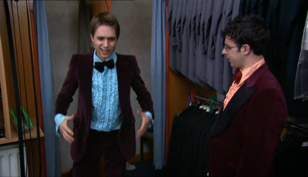 - VERY, VERY NICE. - I THINK IT'S KIND OF HIDEOUS. 
