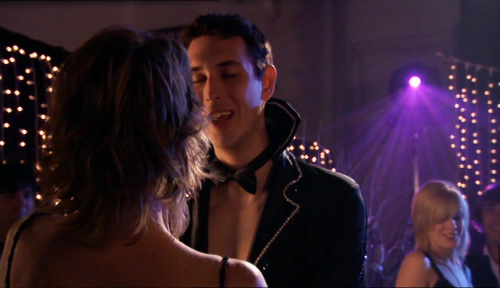 - NEIL, WHAT ARE YOU DOING? - I LOVE YOU. PLEASE. 
