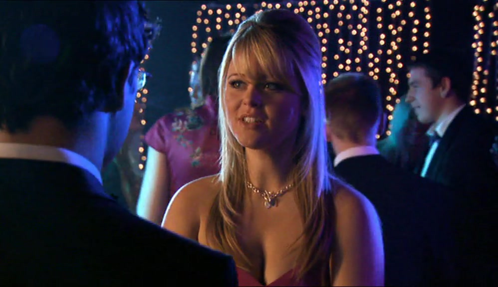 - IT'S GREAT, JUST ENJOY YOURSELF. - YOU'RE JUST BEING NICE. 