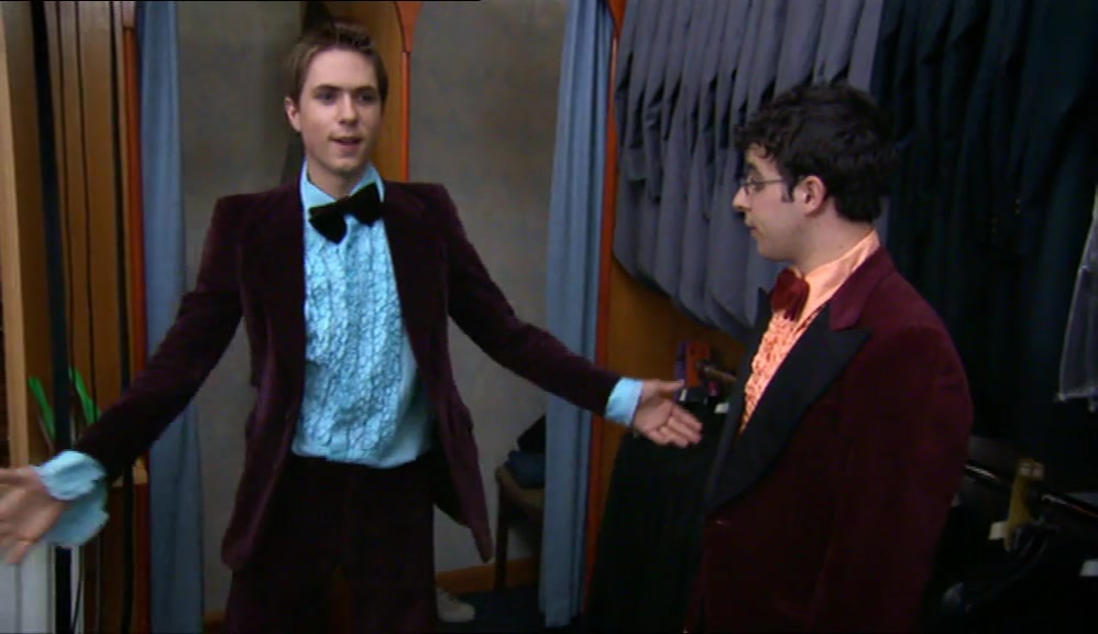 - VERY, VERY NICE. - I THINK IT'S KIND OF HIDEOUS. 