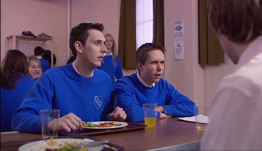 - HI, GUYS. - HI! 