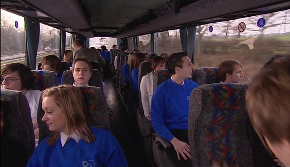 - OI, WHO WANTS TO SWAP SEATS? - NAH, YOU'RE ALL RIGHT. 