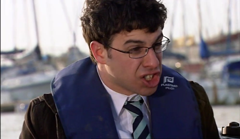 - GET IT OUT, NEIL! - I'D BETTER KILL IT. 