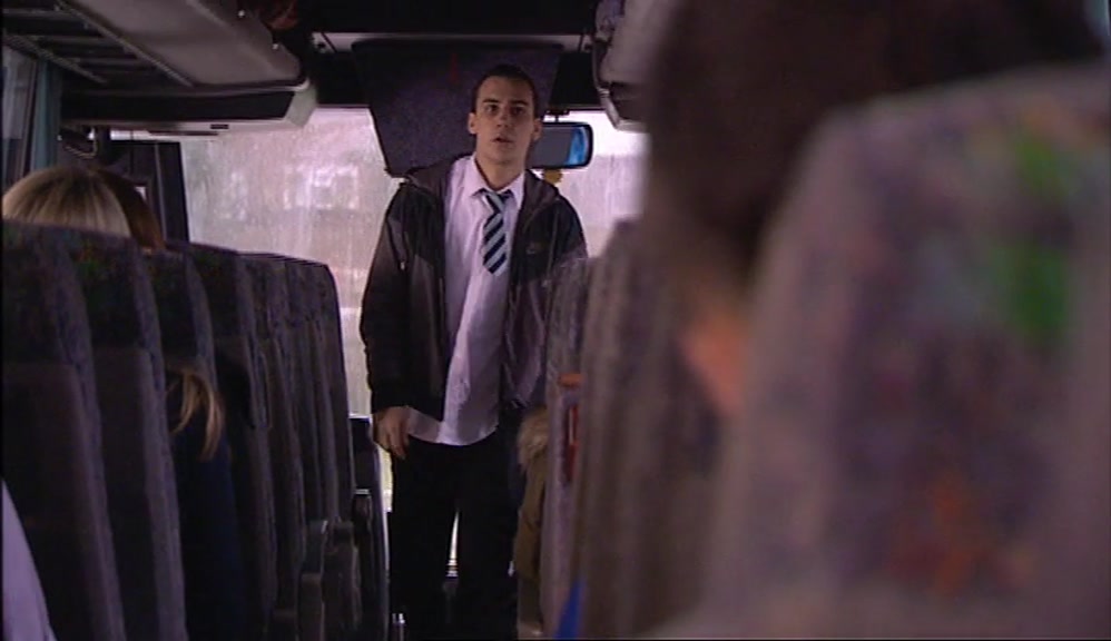 - 'HARD KIDS AT THE BACK.' - I'M OFF. 