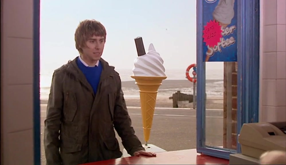 - WHAT CAN I GET YOU?
 - A CORNETTO PLEASE?
 