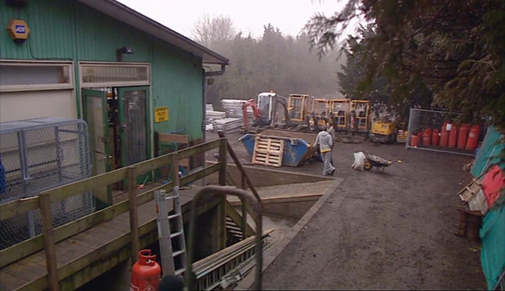 MEANWHILE, JAY REALLY HAD ARRANGED SOME GREAT WORK EXPERIENCE FOR SIMON, 