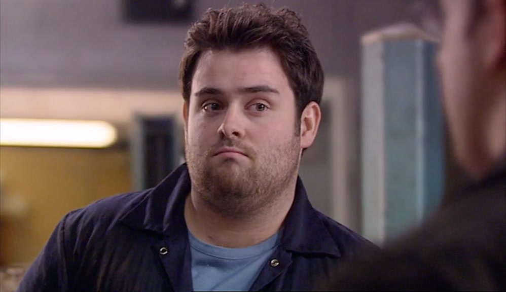 - HE WON'T DO THAT BECAUSE SHE LOVES ME. - SHE LOVES YOU? 