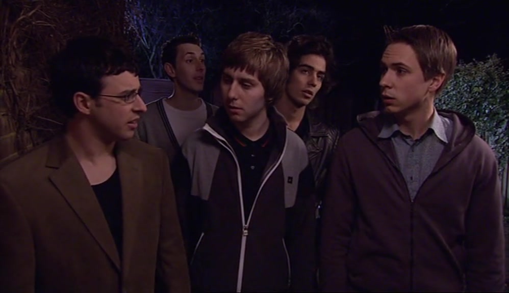 - I DON'T EVEN KNOW HER! - I STUCK CANDIES IN HER HAIR IN YEAR 8. 