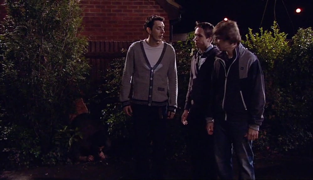 YOU TWAT, EVERYONE'S LOOKING.  