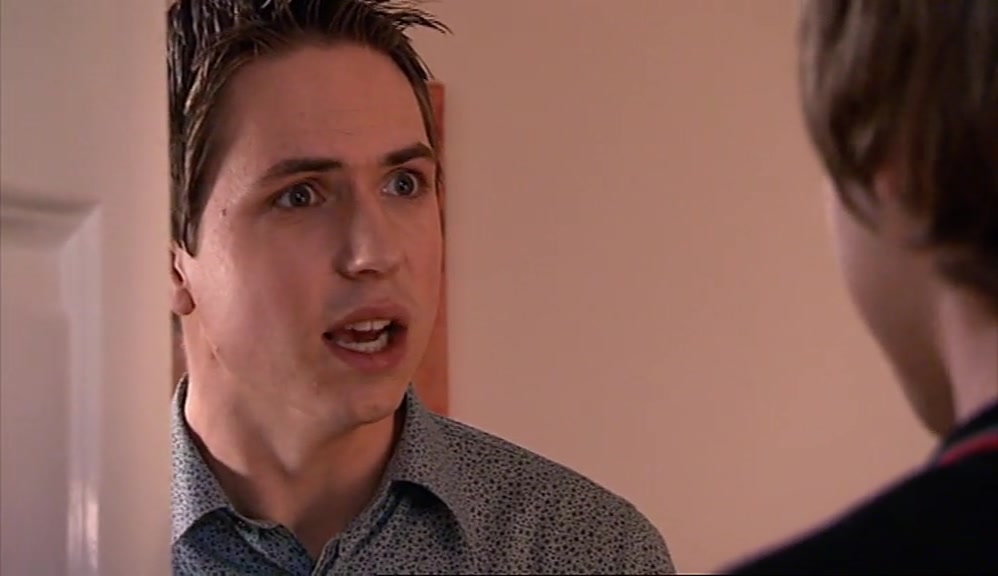 - I MIGHT GO UPSTAIRS. - NO, DON'T. IT WAS A WEE. 