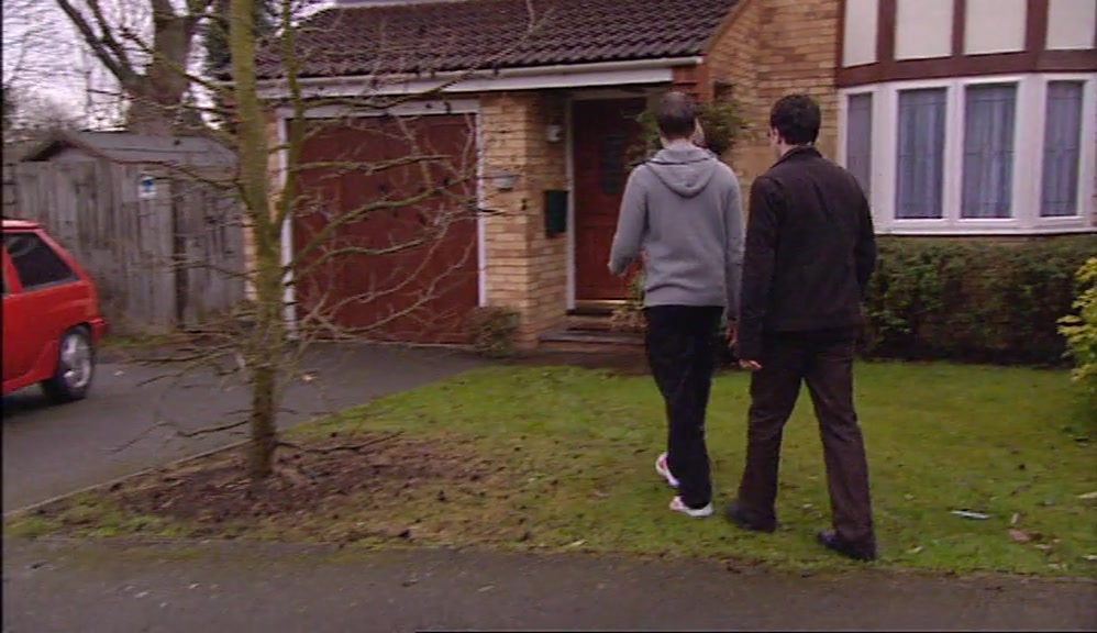 BUT A RUBBISH RED NOVA WASN'T THE MAIN ATTRACTION AT NEIL'S HOUSE. 