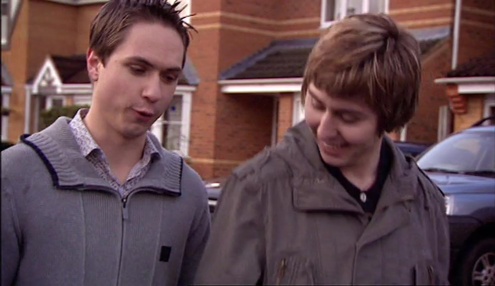- IF YOU FALL IN THE THAMES, YOU'RE OK. - VERY FUNNY! 